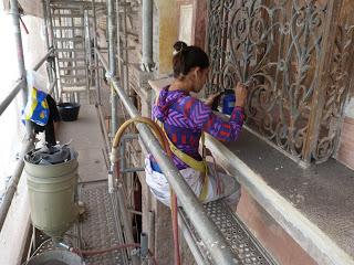 rEStAUraciÓN de EleMEnToS MetÁLicoS: ReJAs y BarANDillAs