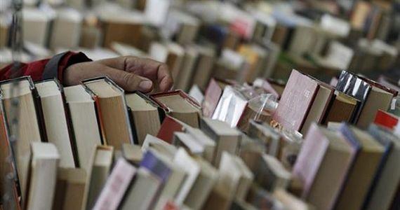 BARCELONA...POST, DEDICADO A LOS LIBROS...Y ANTIGUAS LIBRERÍAS EGEA Y LOS KIOSCOS DE VENTA DE LIBROS DE OCASIÓN, YA NO EXISTEN...11-04-2013...