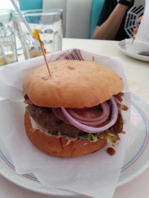 Hamburguesas I: Tommy Mel's