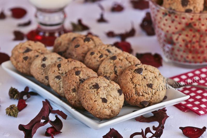 COOKIES DE CHOCOLATE, NUECES Y AVELLANAS