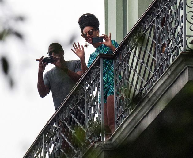 Jay-Z responde con un rap a las críticas por su viaje a Cuba con Beyoncé