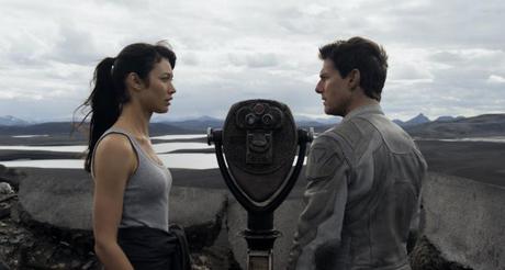 ‘Oblivion’ – amar y recordar en tierra de drones ‘Oblivion’ – amar y recordar en tierra de drones