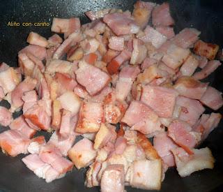 COLES DE BRUSELAS CON BACON, NUECES Y PIÑONES (GRATINADAS)