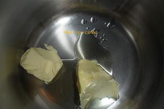 COLES DE BRUSELAS CON BACON, NUECES Y PIÑONES (GRATINADAS)