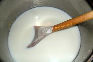 COLES DE BRUSELAS CON BACON, NUECES Y PIÑONES (GRATINADAS)