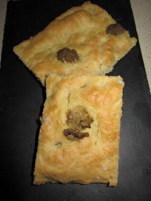 FOCCACIA CON TAPENADE