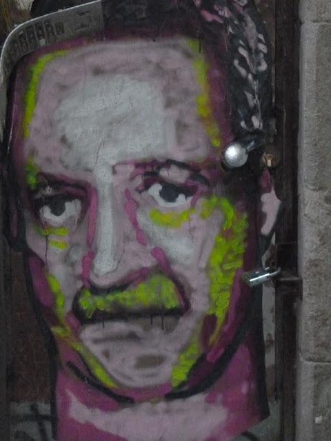 BARCELONA...LOS GRAFFITIS, DEDICADO A CHORDI...DEL FANTÁSTICO BLOG SOBRE ARTE URBANO, HOY LOS MININOS ...12-04-2013...