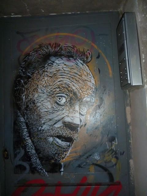 BARCELONA...LOS GRAFFITIS, DEDICADO A CHORDI...DEL FANTÁSTICO BLOG SOBRE ARTE URBANO, HOY LOS MININOS ...12-04-2013...