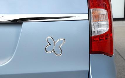 Chrysler y Tanya Moss presentan una edición especial de la Town & Country img02