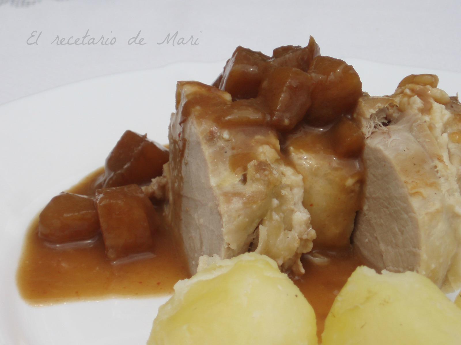 SOLOMILLO RELLENO DE MOZZARELLA CON PIÑA Y SALSA AGRIDULCE