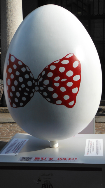 Huevo de Pascua de Minnie Mouse