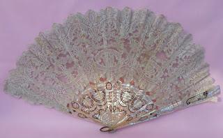 Un abanico de novia con historia - Bridal fan with its own story