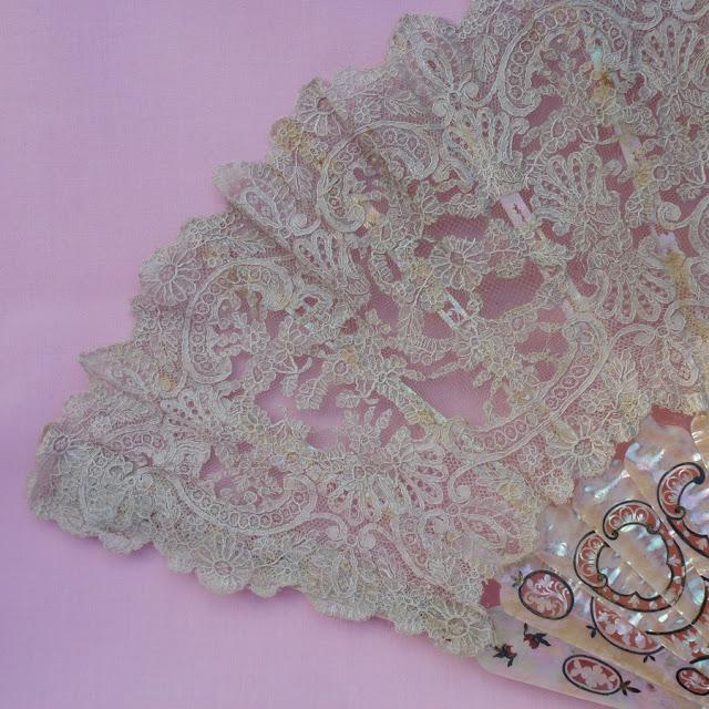 Un abanico de novia con historia - Bridal fan with its own story