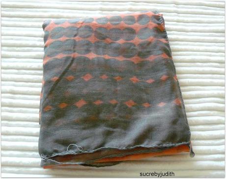 MY FAVORITE CUPBOARD / Scarves MY FAVORITE CUPBOARD / Scarves