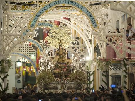 Las fiestas pastoreñas en la Guía de Fiestas y Ferias de Sevilla y provincia Las fiestas pastoreñas en la Guía de Fiestas y Ferias de Sevilla y provincia