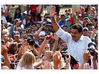 Bocas de urna dicen Maduro ganó con desahogo a Capriles.