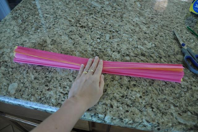 Cómo hacer una flor con papel de seda