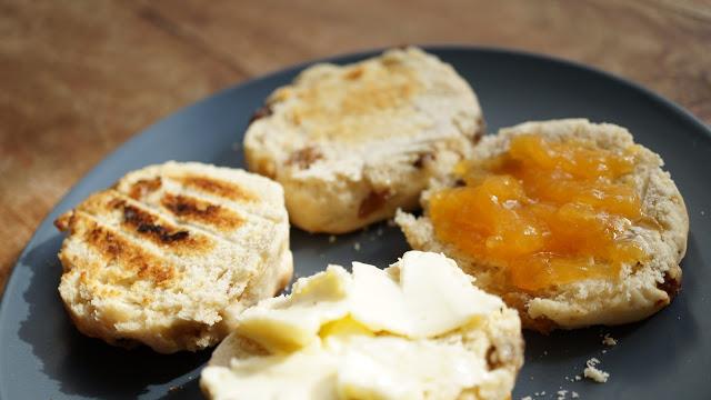 Sultana Scones