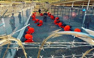Reos de Guantánamo siguen en huelga de hambre
