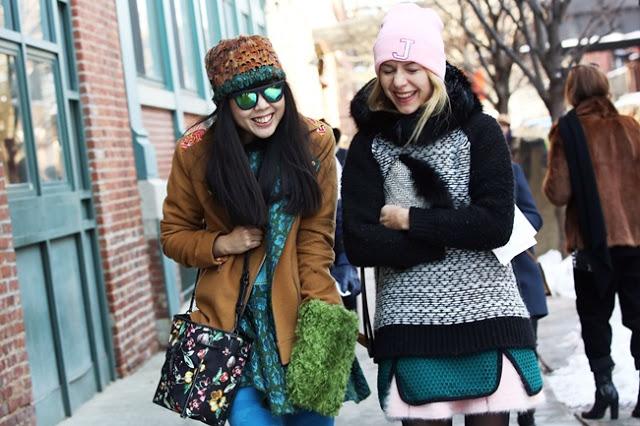 Street Style: Chicas, este otoño-invierno a ponerse el gorro !!