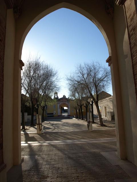 Puerta de Tierra, en el Monasterio de la Cartuja.