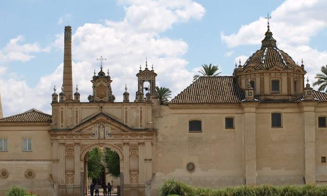 Puerta de Tierra, en el Monasterio de la Cartuja.