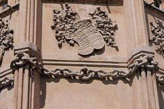 Ver claves herméticas en las catedrales.