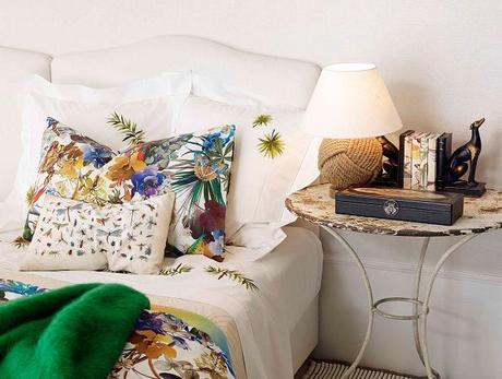 Cojines primaverales: El estallido del color y la naturaleza zara 3