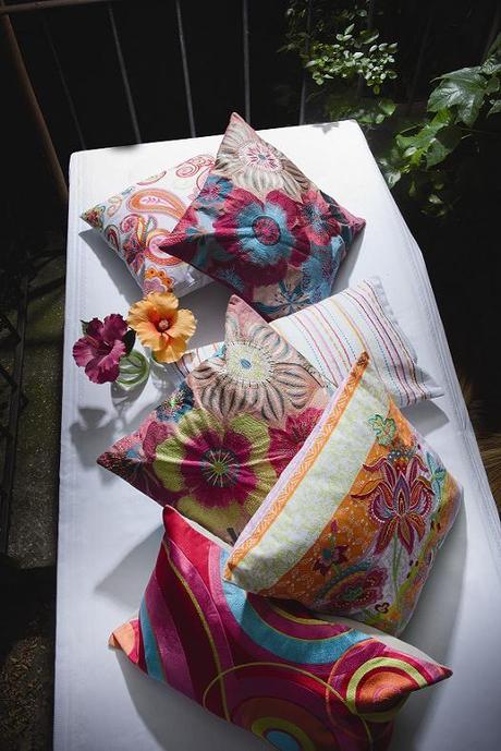Cojines primaverales: El estallido del color y la naturaleza sia 6