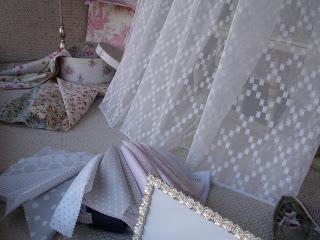 PRIMAVERA EN NUESTRO ESCAPARATE.