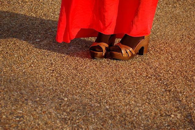 FALDAS LARGAS, DE DÍA Y DE NOCHE