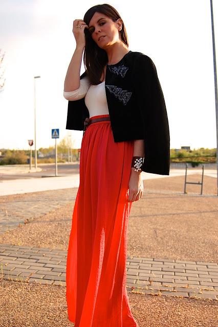 FALDAS LARGAS, DE DÍA Y DE NOCHE