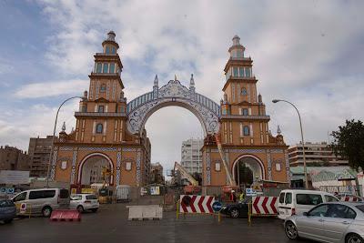 Una portada con reminiscencias pastoreñas