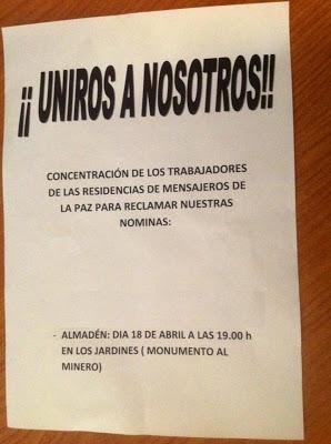 Concentración de los trabajadores de la residencia de Mensajeros de La Paz de Almadén