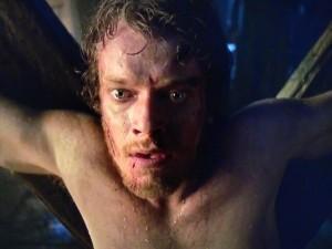 Theon Greyjoy vuelve a salvar el pello en Walk of Punishment