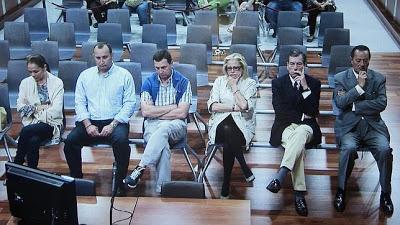 LOS JUECES NO APRUEBAN LAS LEYES