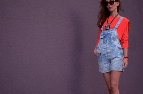 LOVE IT OR HATE IT (XII); PETOS VAQUEROS.-