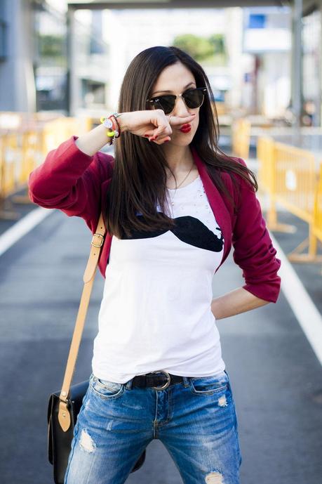 camiseta moustache