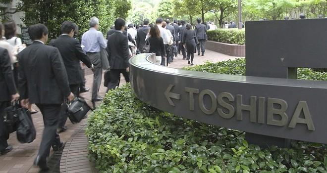 Toshiba lanza el ultrabook con la mejor pantalla del mercado
