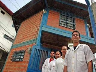 Médicos cubanos continuarán labor humanitaria en Venezuela
