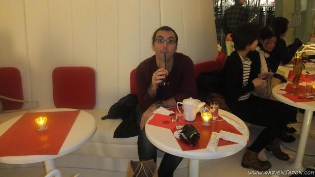 Tienda cafeteria ARTNIA (Square-Enix)