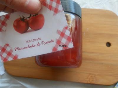 Mermelada de tomate envasado