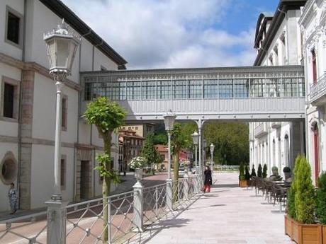 DISFRUTANDO DE AQUAXANA, EN LA VILLA TERMAL DE LAS CALDAS (ASTURIAS)