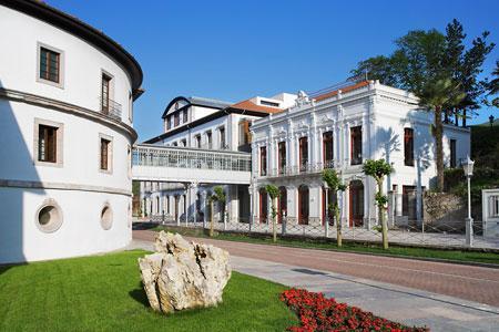 DISFRUTANDO DE AQUAXANA, EN LA VILLA TERMAL DE LAS CALDAS (ASTURIAS)