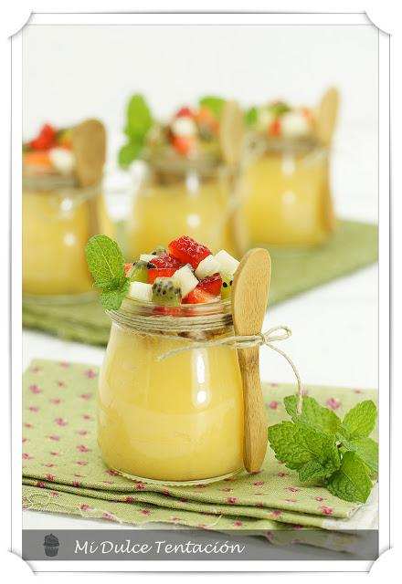 Vasitos de Lemon Curd con Crumble de Avena y Frutas