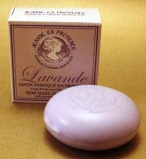 Probando los productos corporales de JEANNE EN PROVENCE