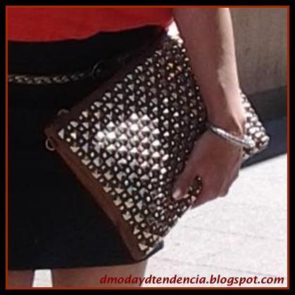 Primer día sin medias!!!!! Un poquito de Sol !!!! cartera-tachas