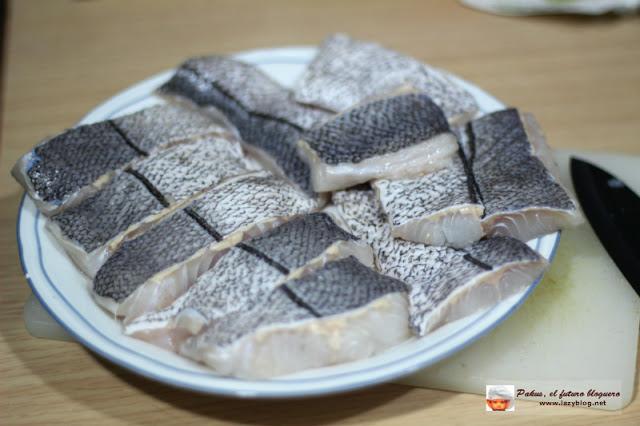 Receta ligera de lomos de merluza al vapor con setas shiitake