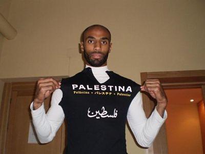 http://varios.eldesmarque.com/images/stories/2012/Historias/kanoute_palestina_opt.jpg