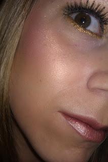 LOOK DORADO